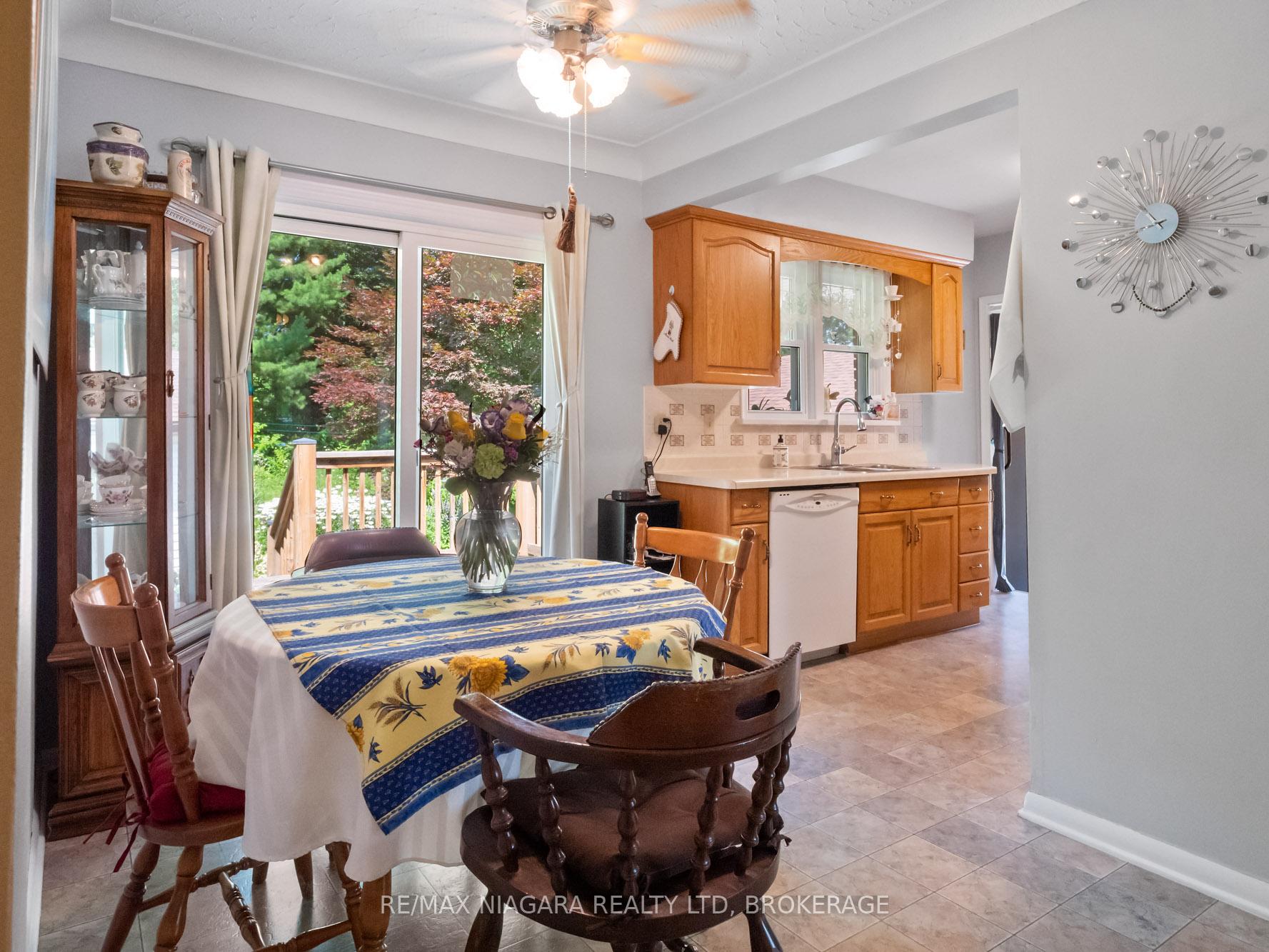 Photo 9 of 22 Lorimer Street, Pelham, Fonthill — HOMEH