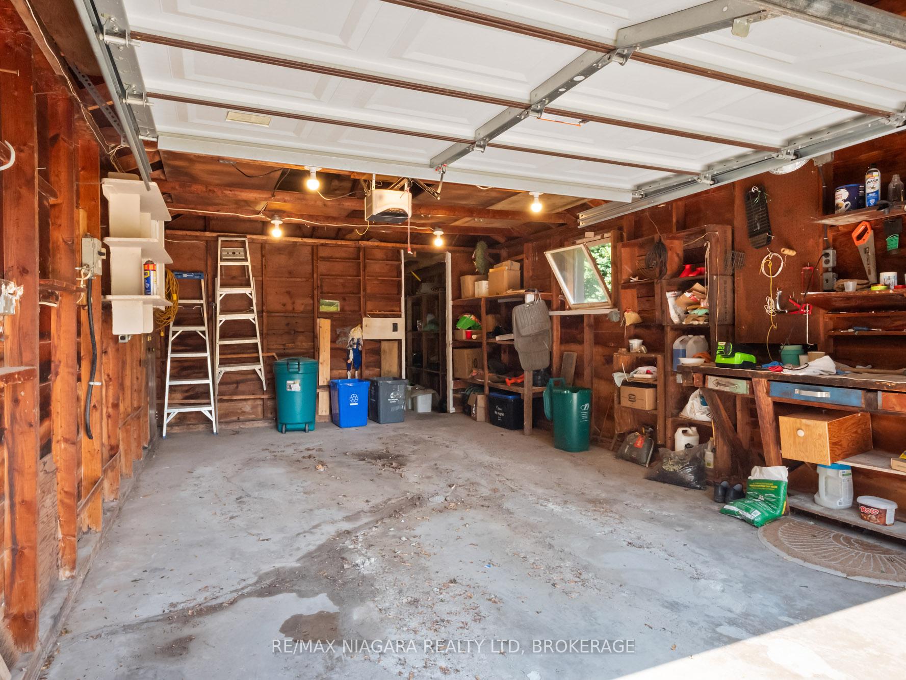 Photo 35 of 22 Lorimer Street, Pelham, Fonthill — HOMEH