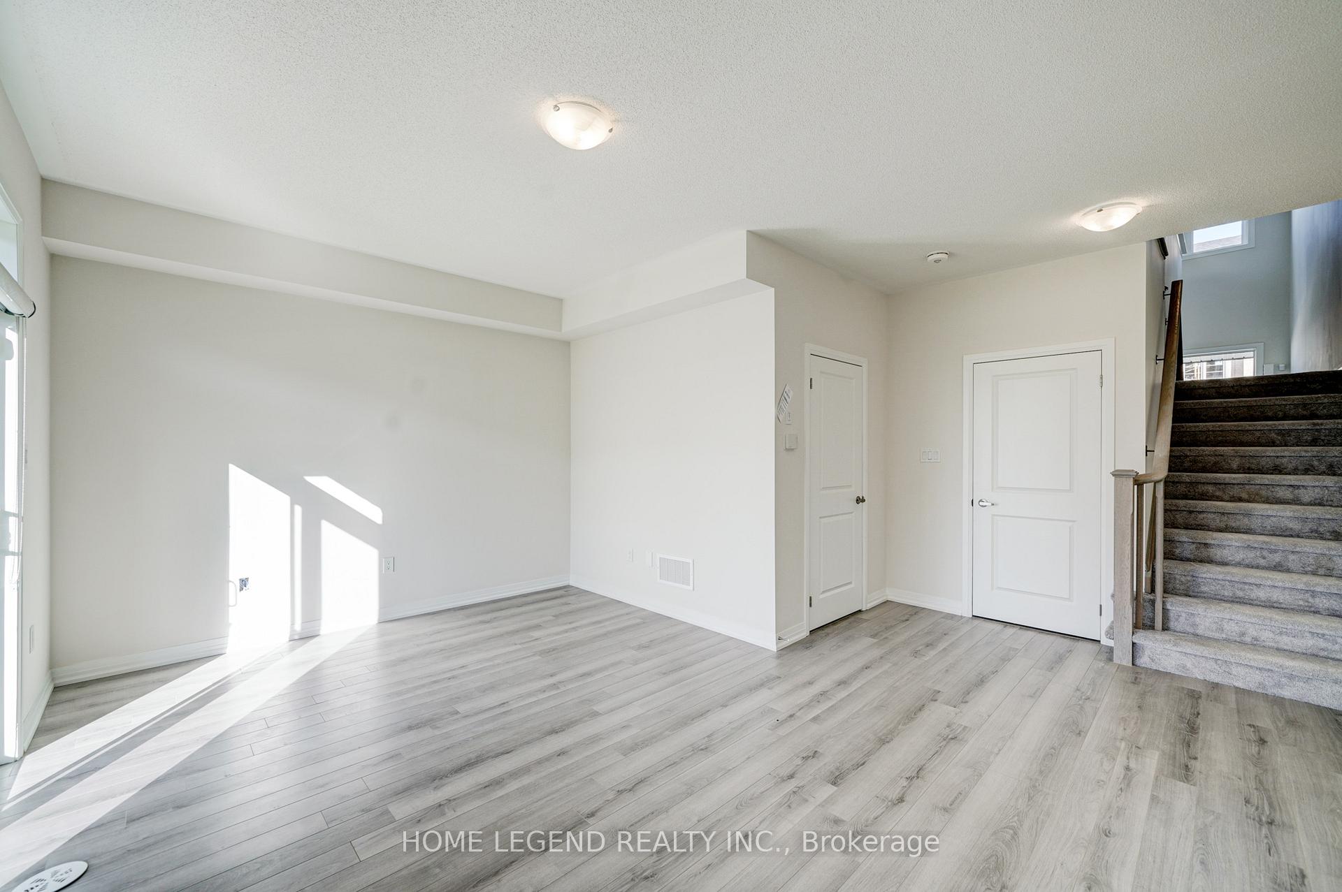 Photo 22 of 44 Sissons Way, Markham, Box Grove — HOMEH