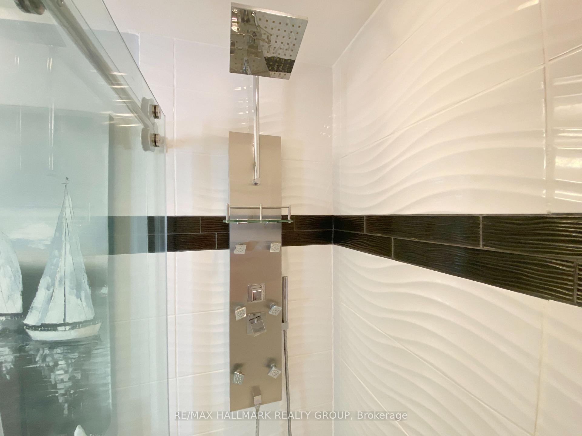 Photo 30 of 1415 Caravel Crescent, Ottawa, Bilberry Creek/Queenswood Heights — HOMEH