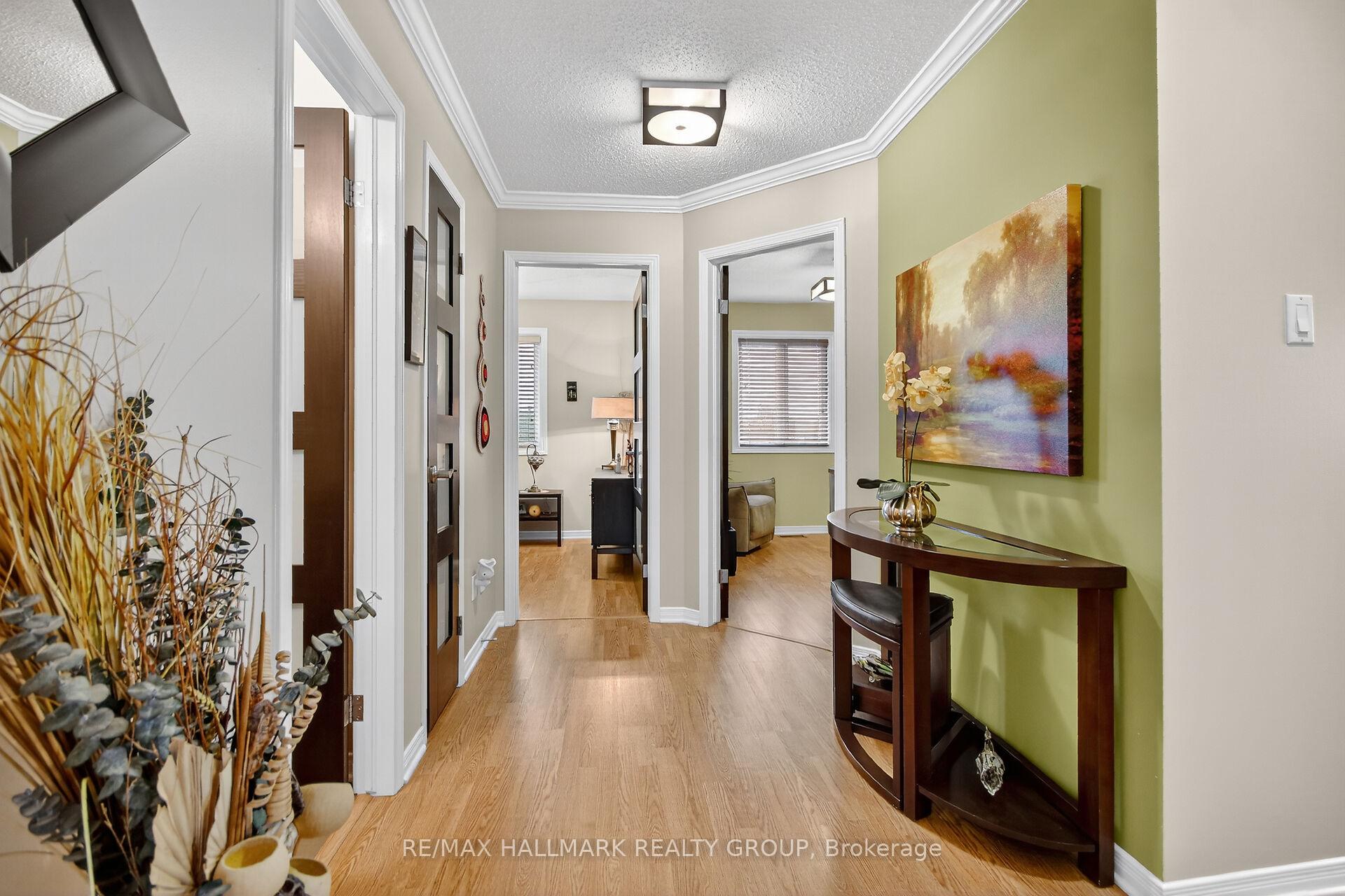 Photo 31 of 1415 Caravel Crescent, Ottawa, Bilberry Creek/Queenswood Heights — HOMEH