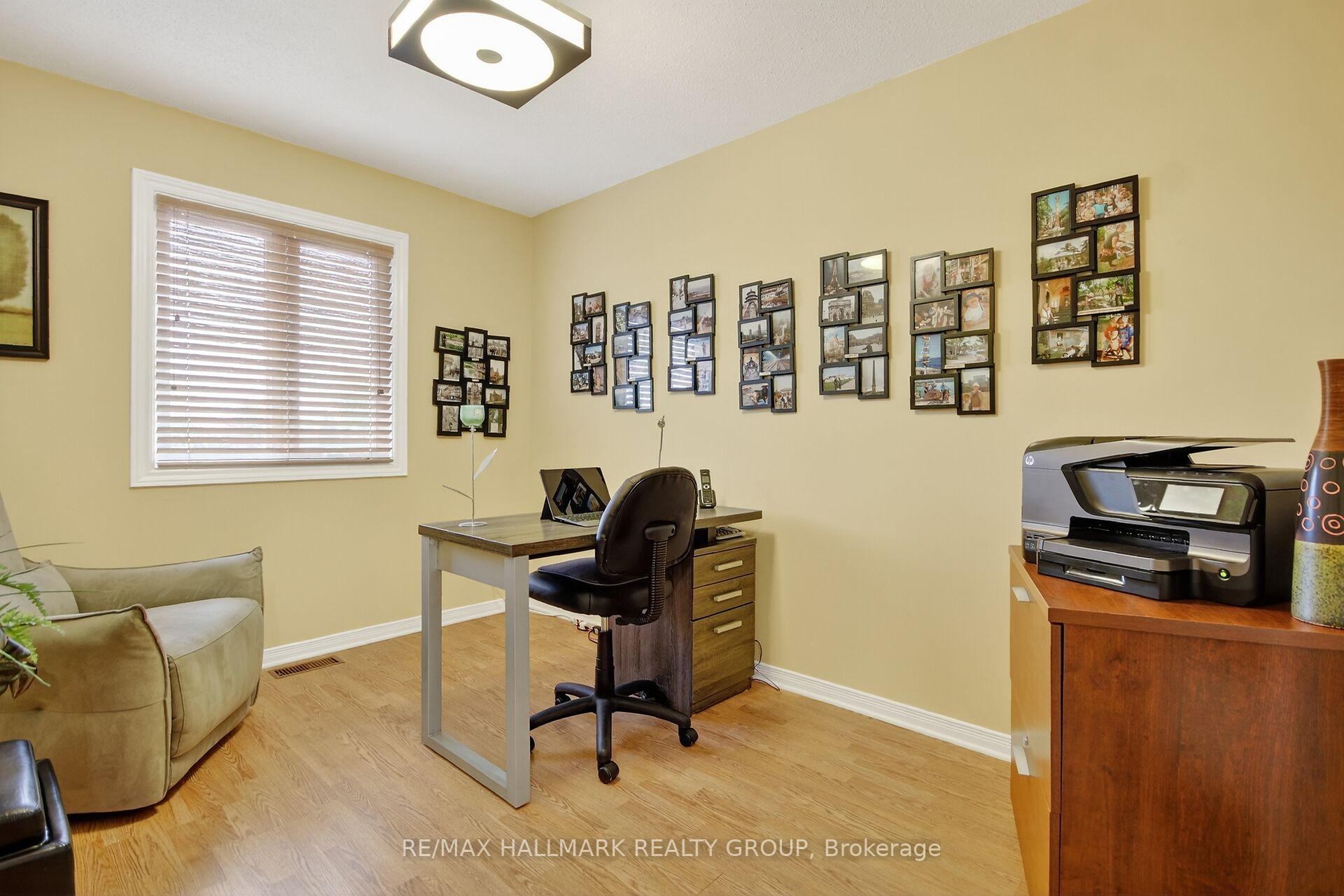 Photo 33 of 1415 Caravel Crescent, Ottawa, Bilberry Creek/Queenswood Heights — HOMEH