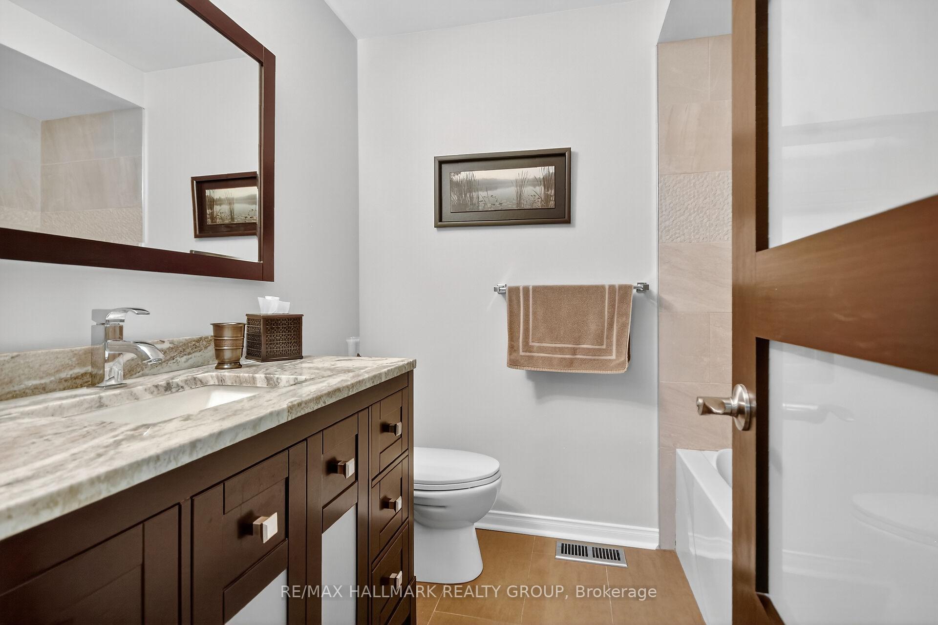 Photo 36 of 1415 Caravel Crescent, Ottawa, Bilberry Creek/Queenswood Heights — HOMEH