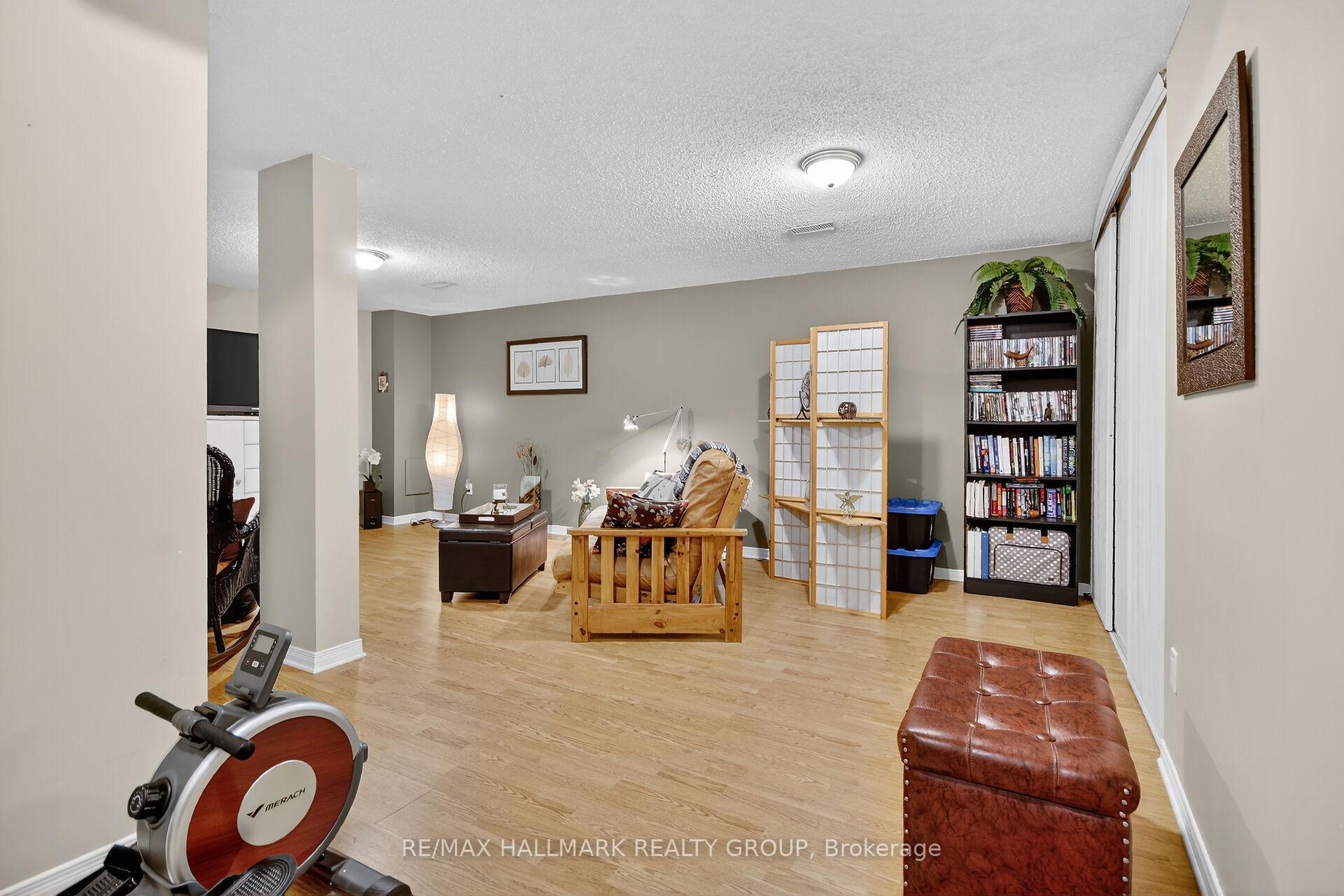 Photo 39 of 1415 Caravel Crescent, Ottawa, Bilberry Creek/Queenswood Heights — HOMEH
