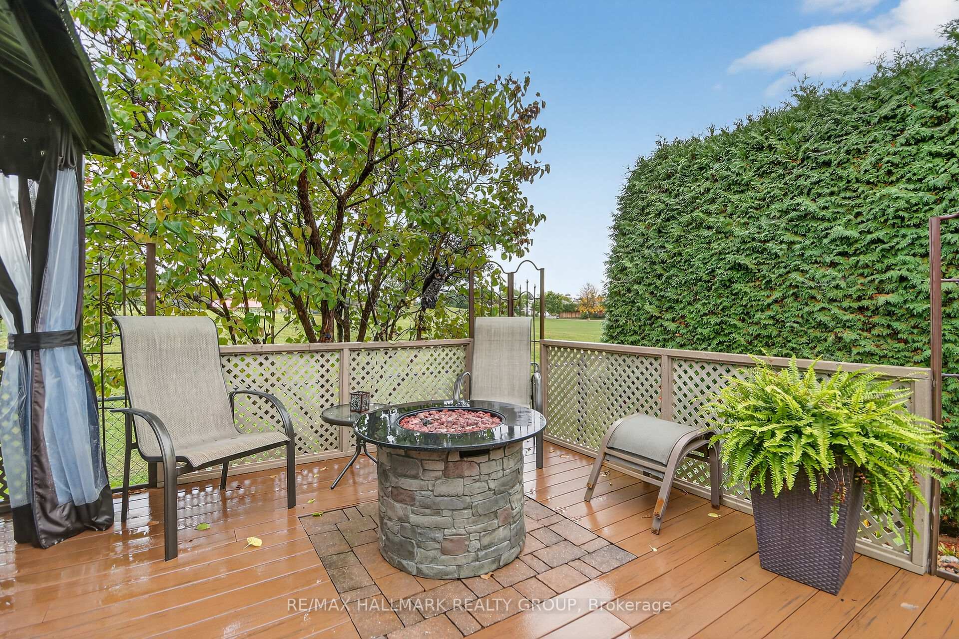 Photo 45 of 1415 Caravel Crescent, Ottawa, Bilberry Creek/Queenswood Heights — HOMEH