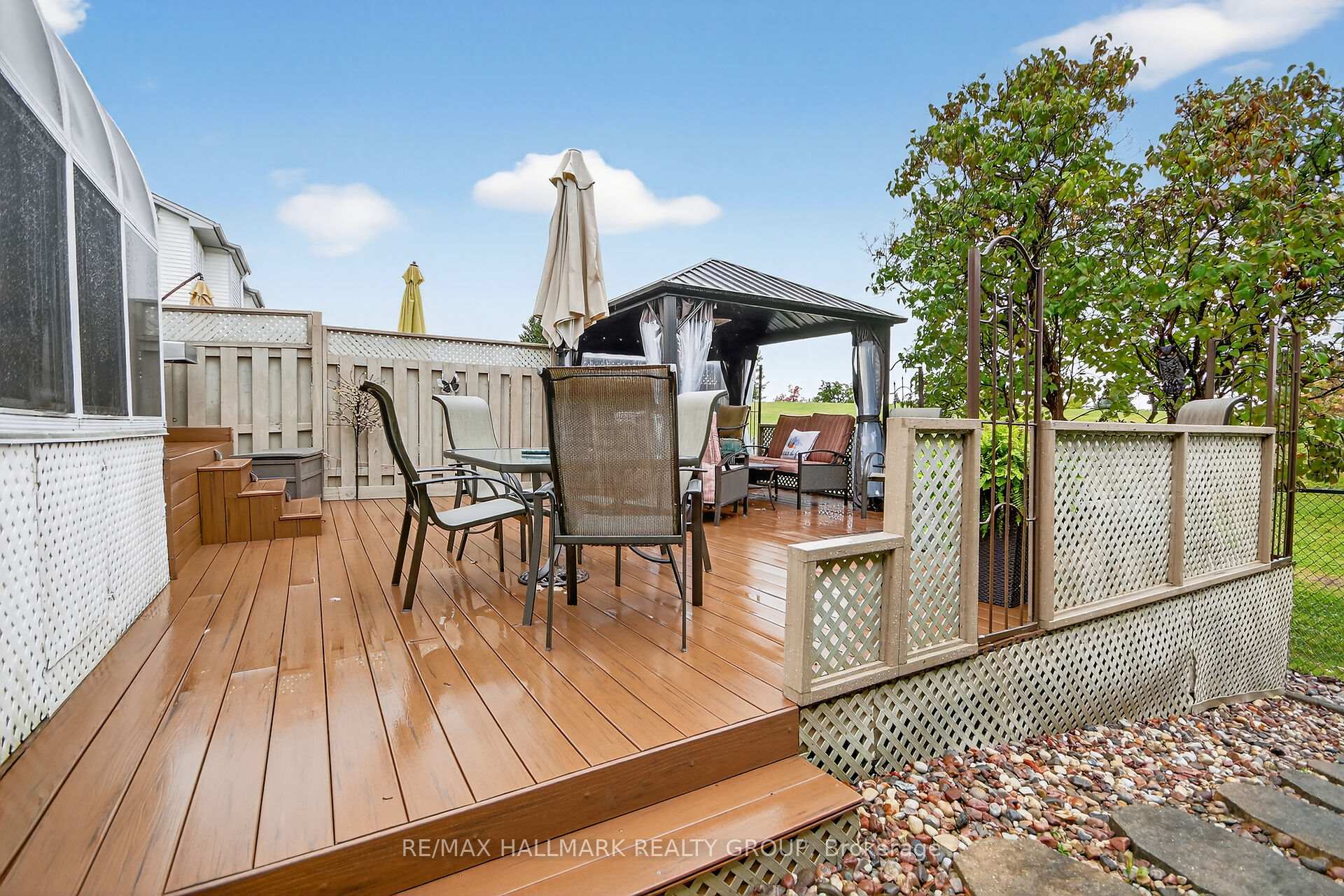Photo 46 of 1415 Caravel Crescent, Ottawa, Bilberry Creek/Queenswood Heights — HOMEH