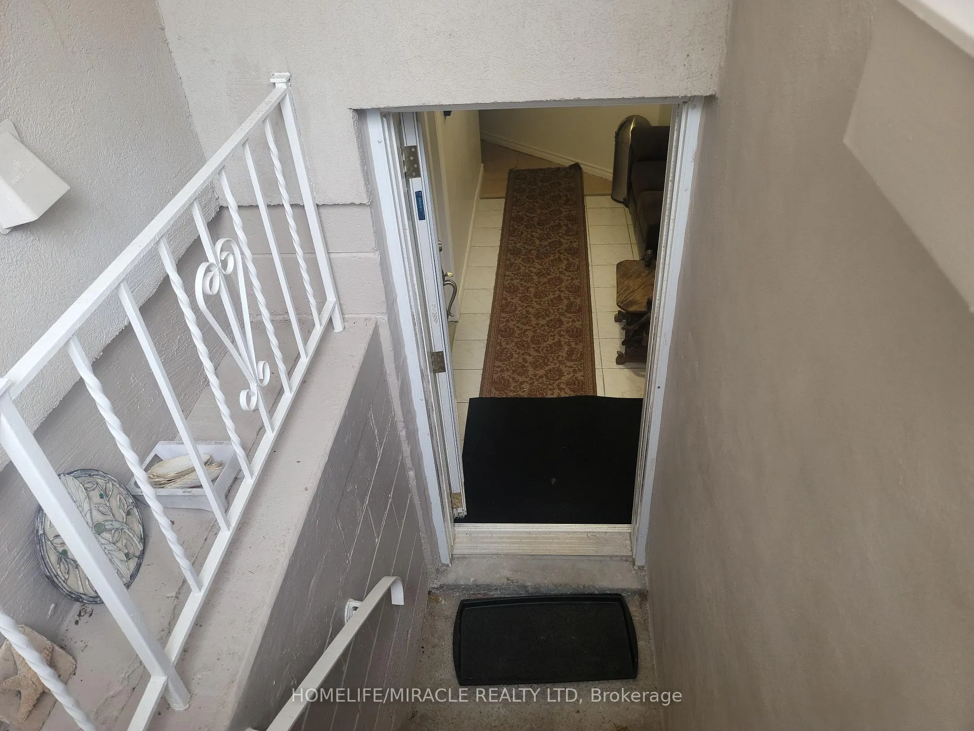 Photo of Unit Basement, 1252 Hillhurst Road