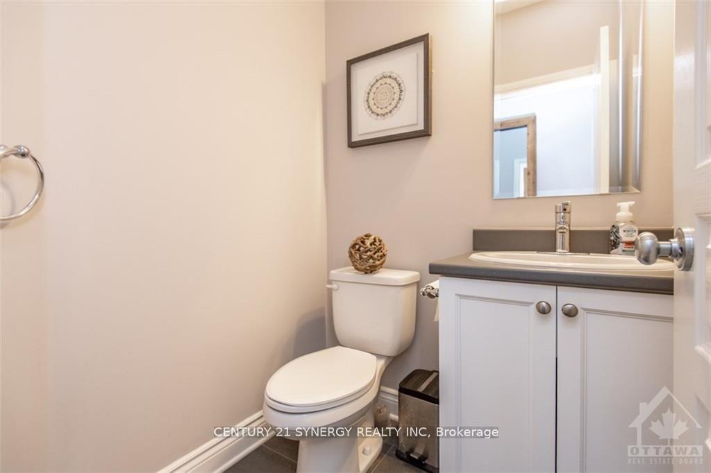 Photo 5 of 304 Melodie St Street, Ottawa, Mer Bleue/Bradley Estates/Anderson Park — HOMEH