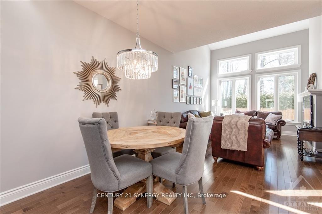 Photo 12 of 304 Melodie St Street, Ottawa, Mer Bleue/Bradley Estates/Anderson Park — HOMEH