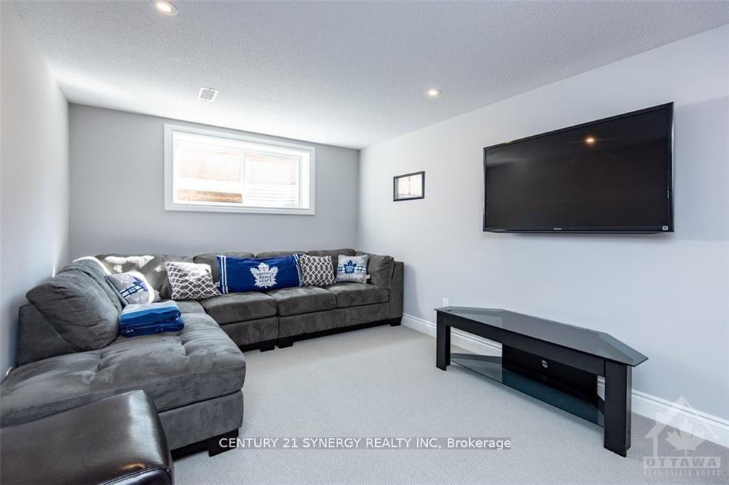 Photo 27 of 304 Melodie St Street, Ottawa, Mer Bleue/Bradley Estates/Anderson Park — HOMEH