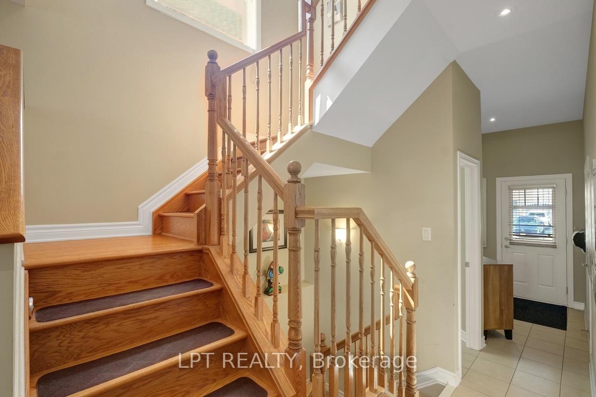 Photo 6 of 148 Waterfern Way, Ottawa, Avalon East — HOMEH