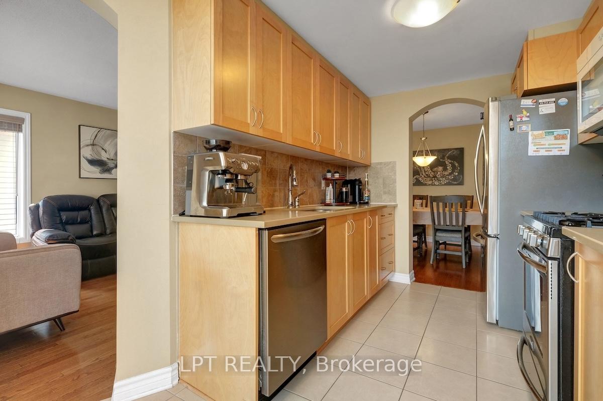 Photo 15 of 148 Waterfern Way, Ottawa, Avalon East — HOMEH