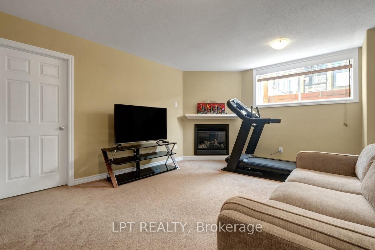 Photo 35 of 148 Waterfern Way, Ottawa, Avalon East — HOMEH