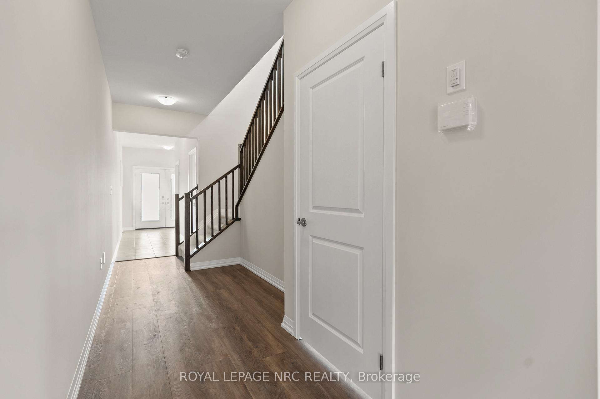 Photo 20 of 24 Samuel Avenue, Pelham, Fonthill — HOMEH