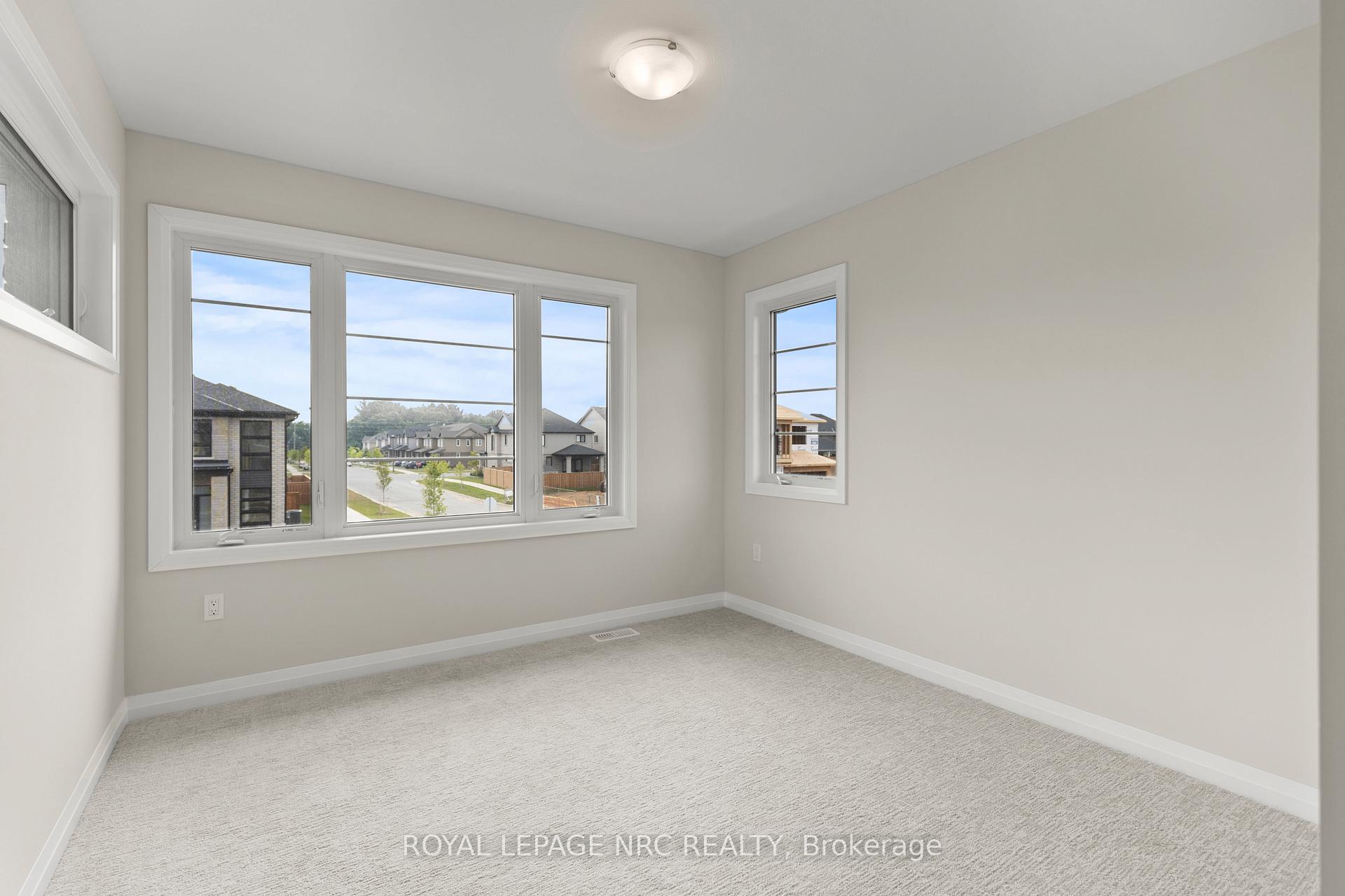 Photo 29 of 24 Samuel Avenue, Pelham, Fonthill — HOMEH