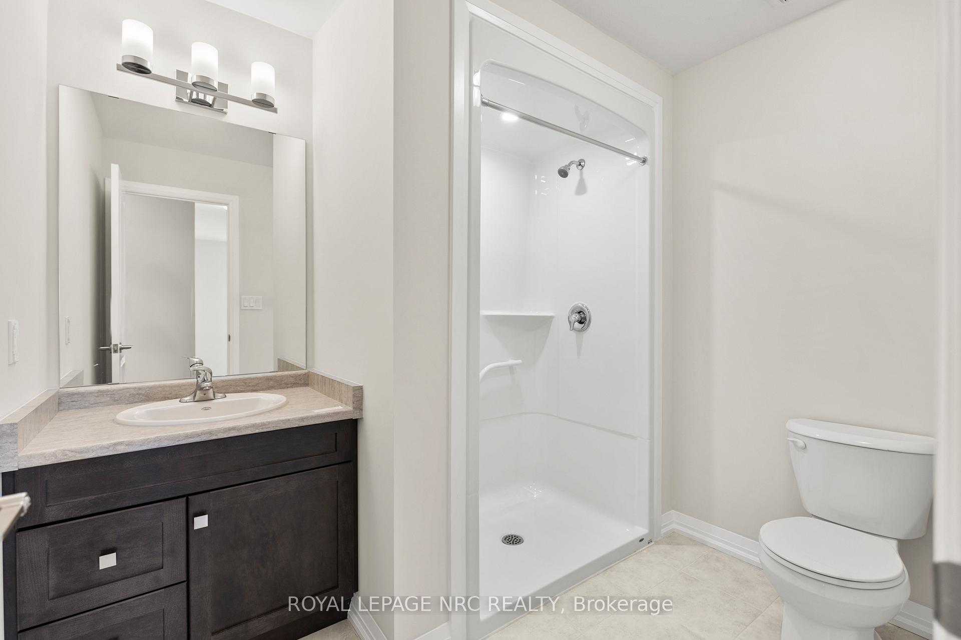 Photo 35 of 24 Samuel Avenue, Pelham, Fonthill — HOMEH