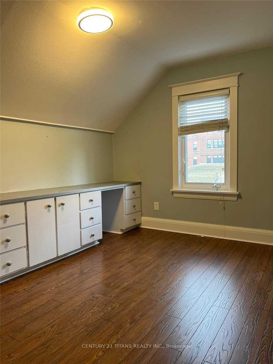 Photo 4 of 295 Ritson Road S, Oshawa, Central — HOMEH