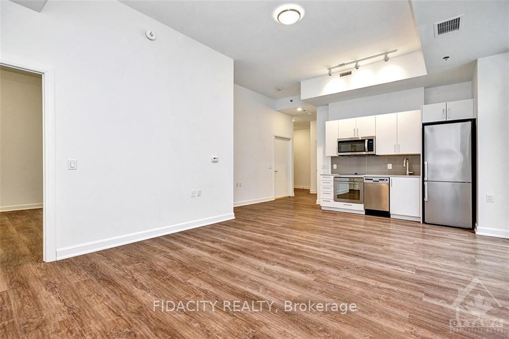 Photo 6 of Unit L18, 150 Rossignol Drive, Ottawa, Chatelaine Village — HOMEH
