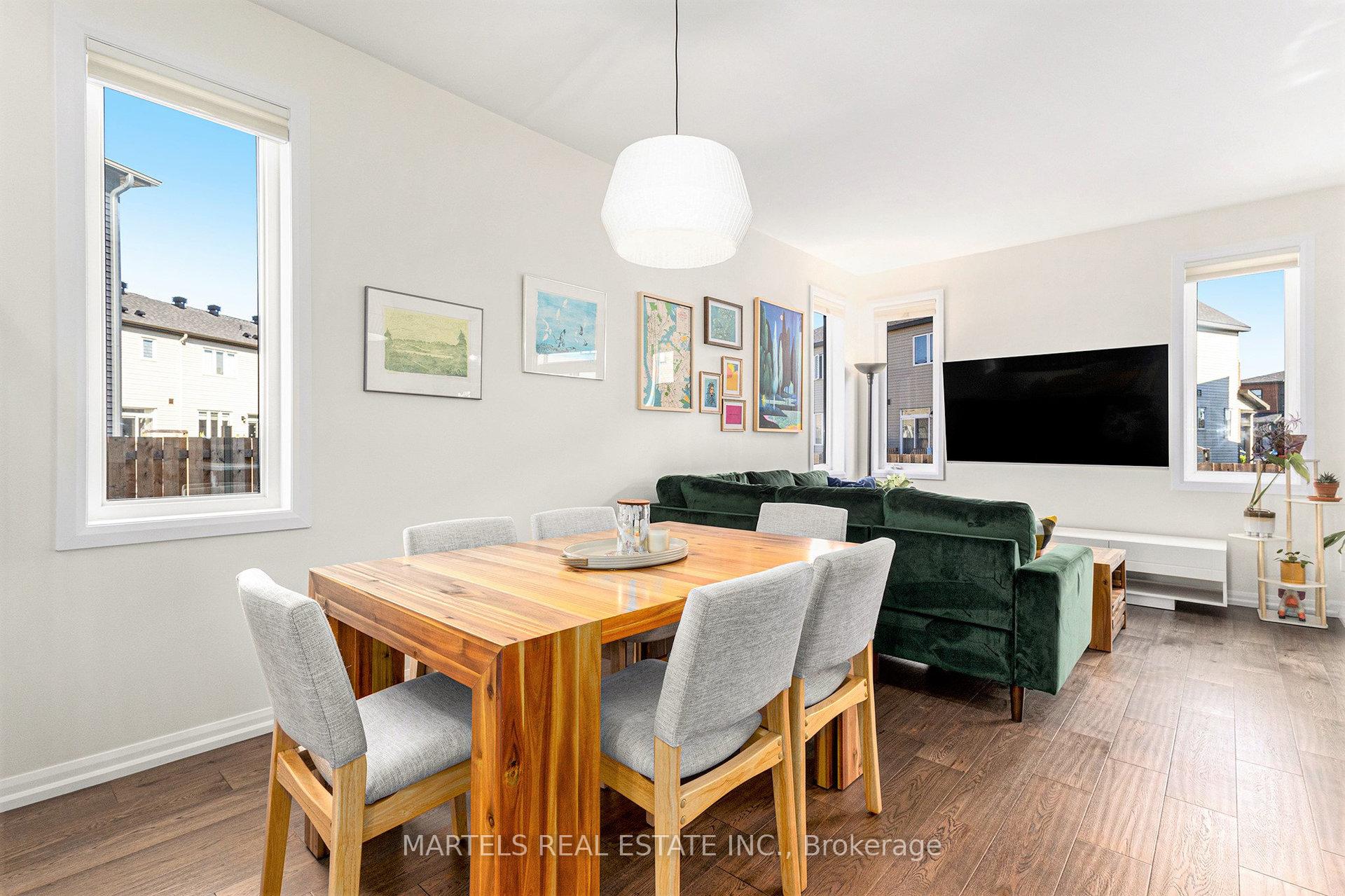 Photo 7 of 39 Watchim Street, Ottawa, Avalon East — HOMEH