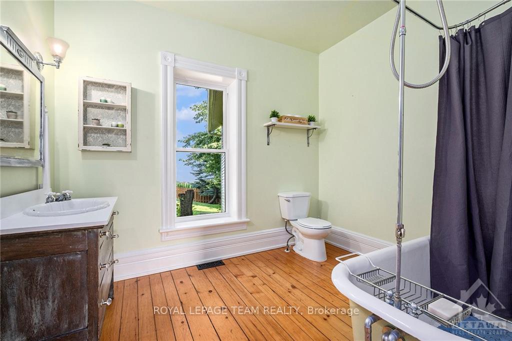 Photo 22 of 11520 Queen Street, North Dundas, North Dundas (Mountain) Twp — HOMEH