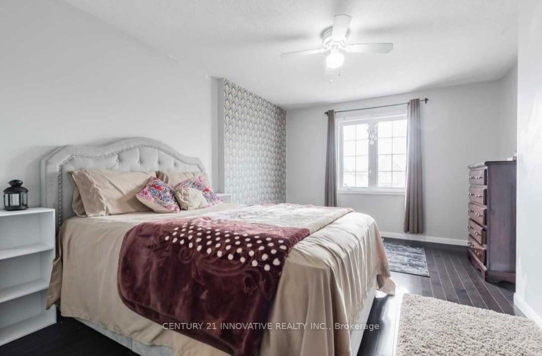 Photo 11 of 1640 Sarasota Crescent, Oshawa, Samac — HOMEH