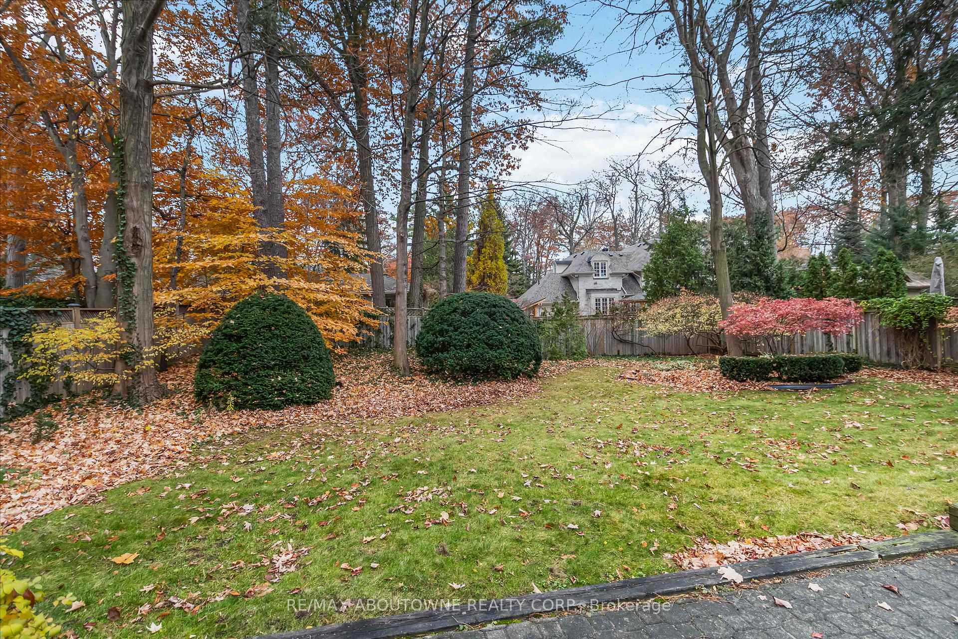 Photo 5 of 1410 Devon Road, Oakville, Morrison — HOMEH