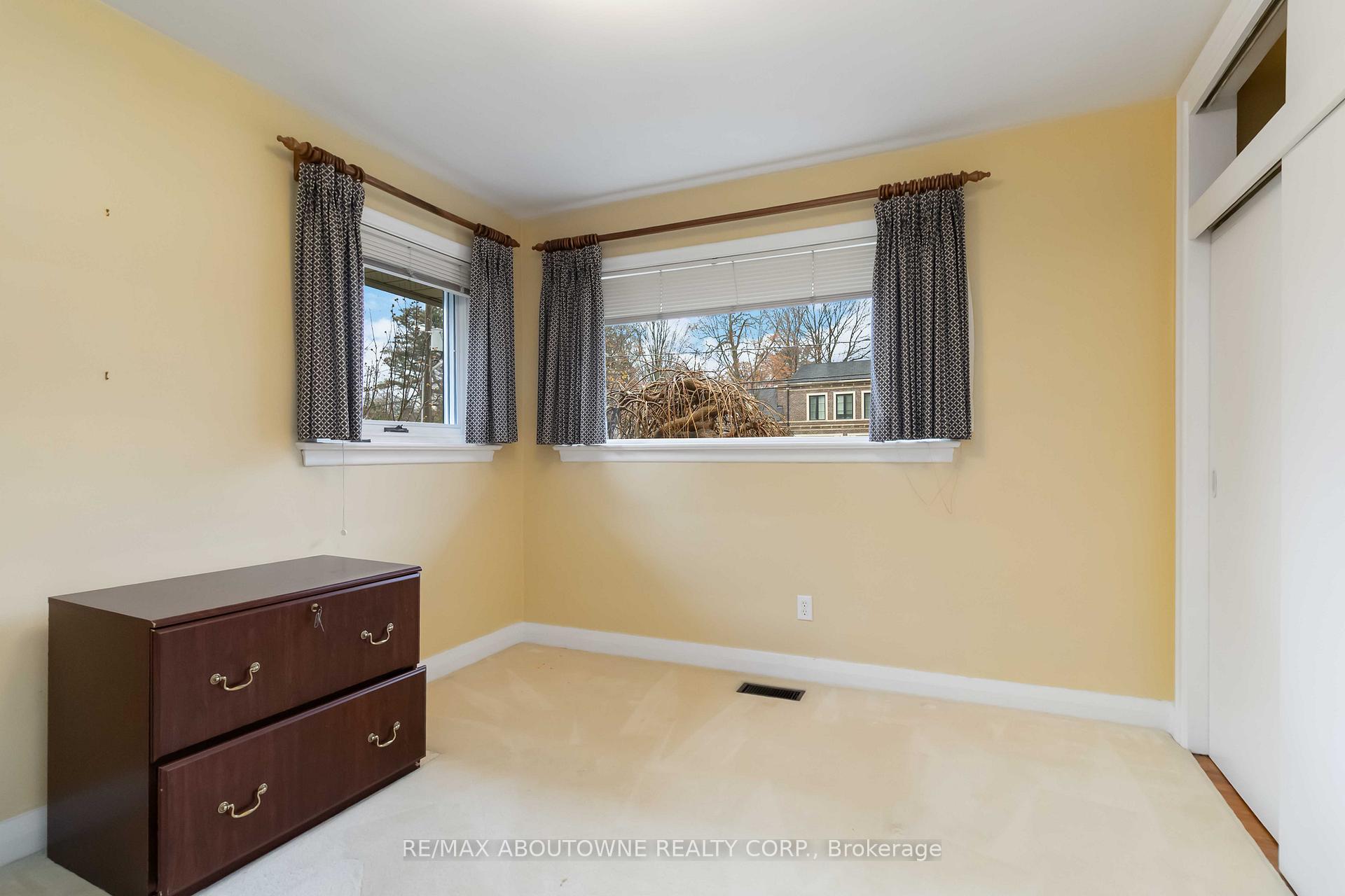 Photo 12 of 1410 Devon Road, Oakville, Morrison — HOMEH