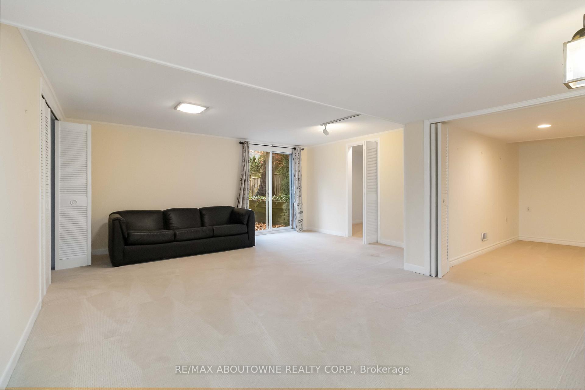 Photo 17 of 1410 Devon Road, Oakville, Morrison — HOMEH