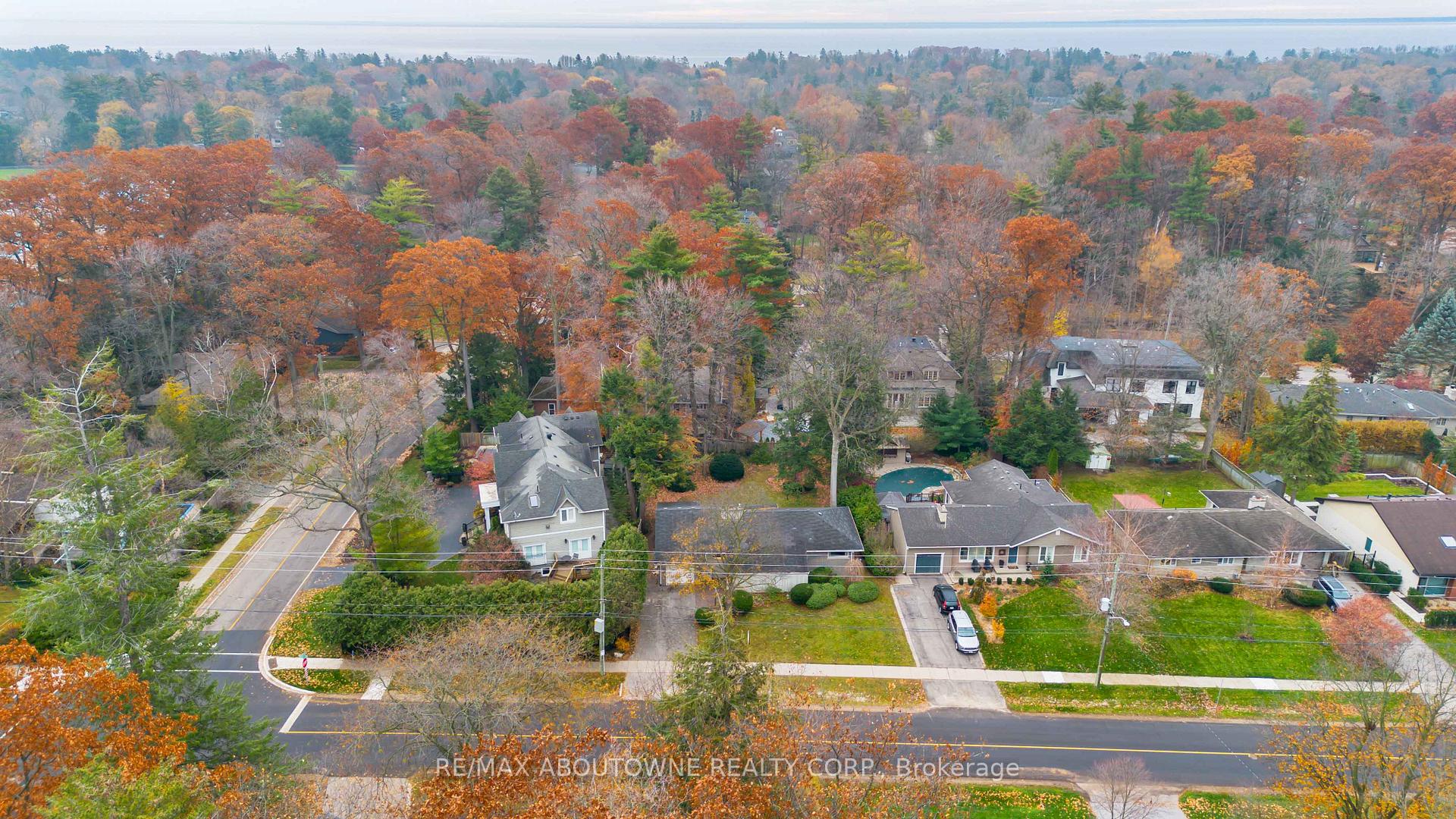 Photo 19 of 1410 Devon Road, Oakville, Morrison — HOMEH