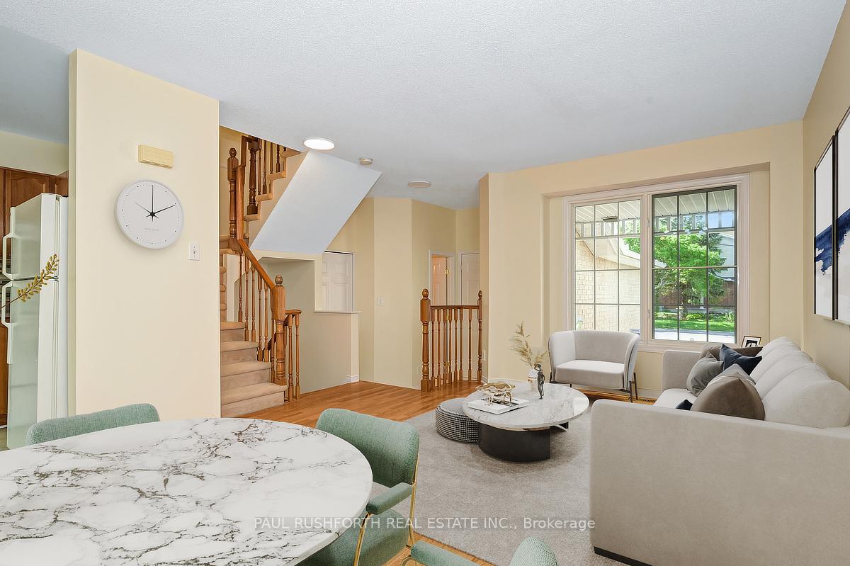 Photo 4 of 1161 Falconcrest Court, Ottawa, Chatelaine Village — HOMEH