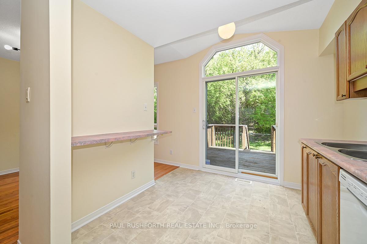 Photo 10 of 1161 Falconcrest Court, Ottawa, Chatelaine Village — HOMEH