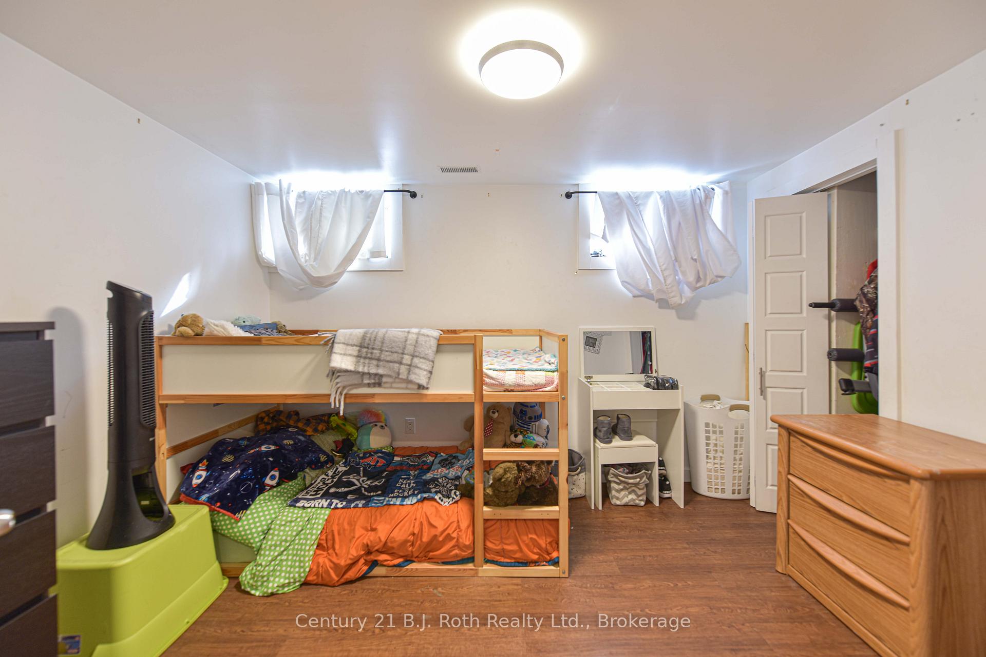 Photo 24 of 311 James Street E, Orillia — HOMEH