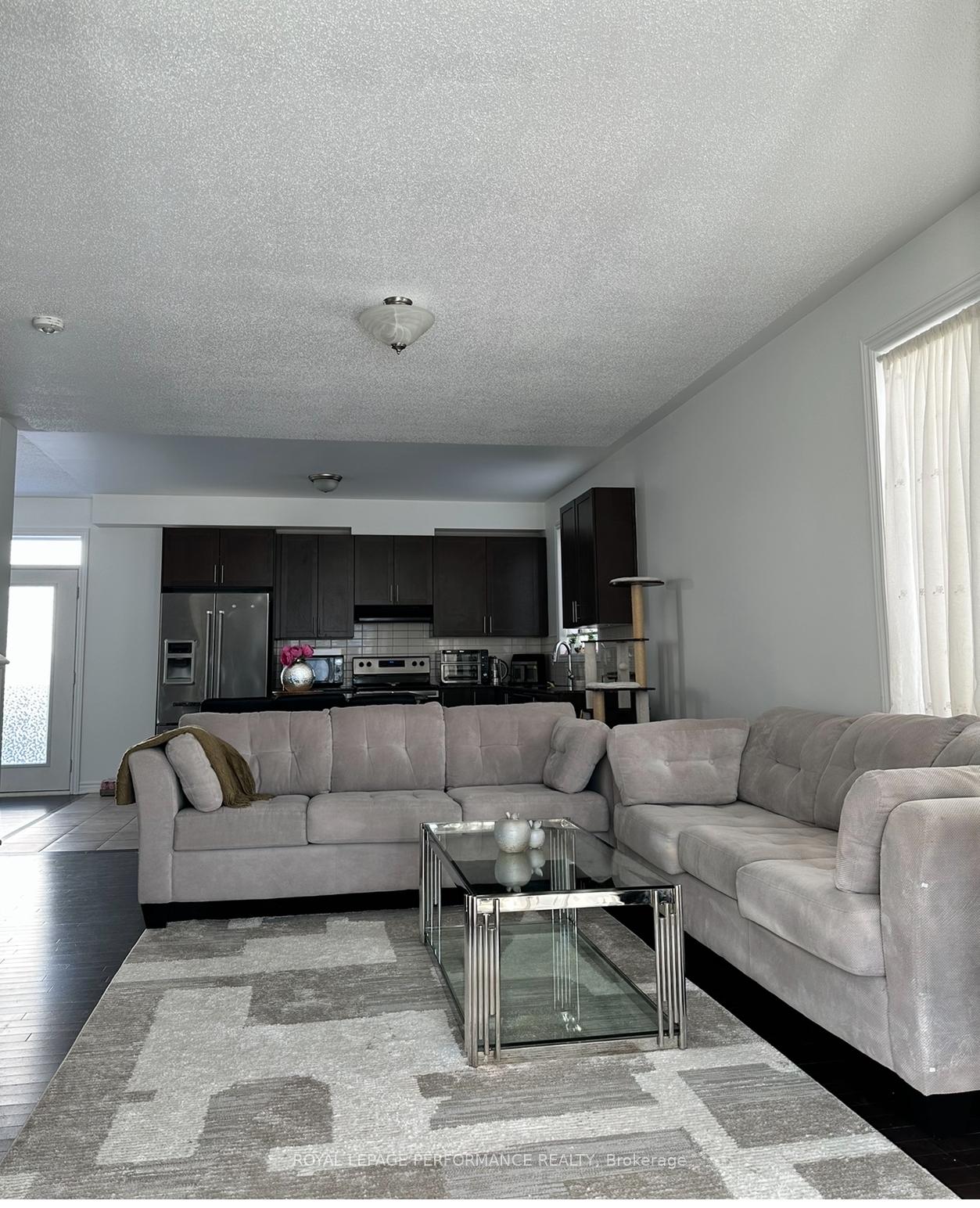 Photo 5 of 8 Dervoy Mews N, Ottawa, Chapel Hill South - Orleans Village — HOMEH