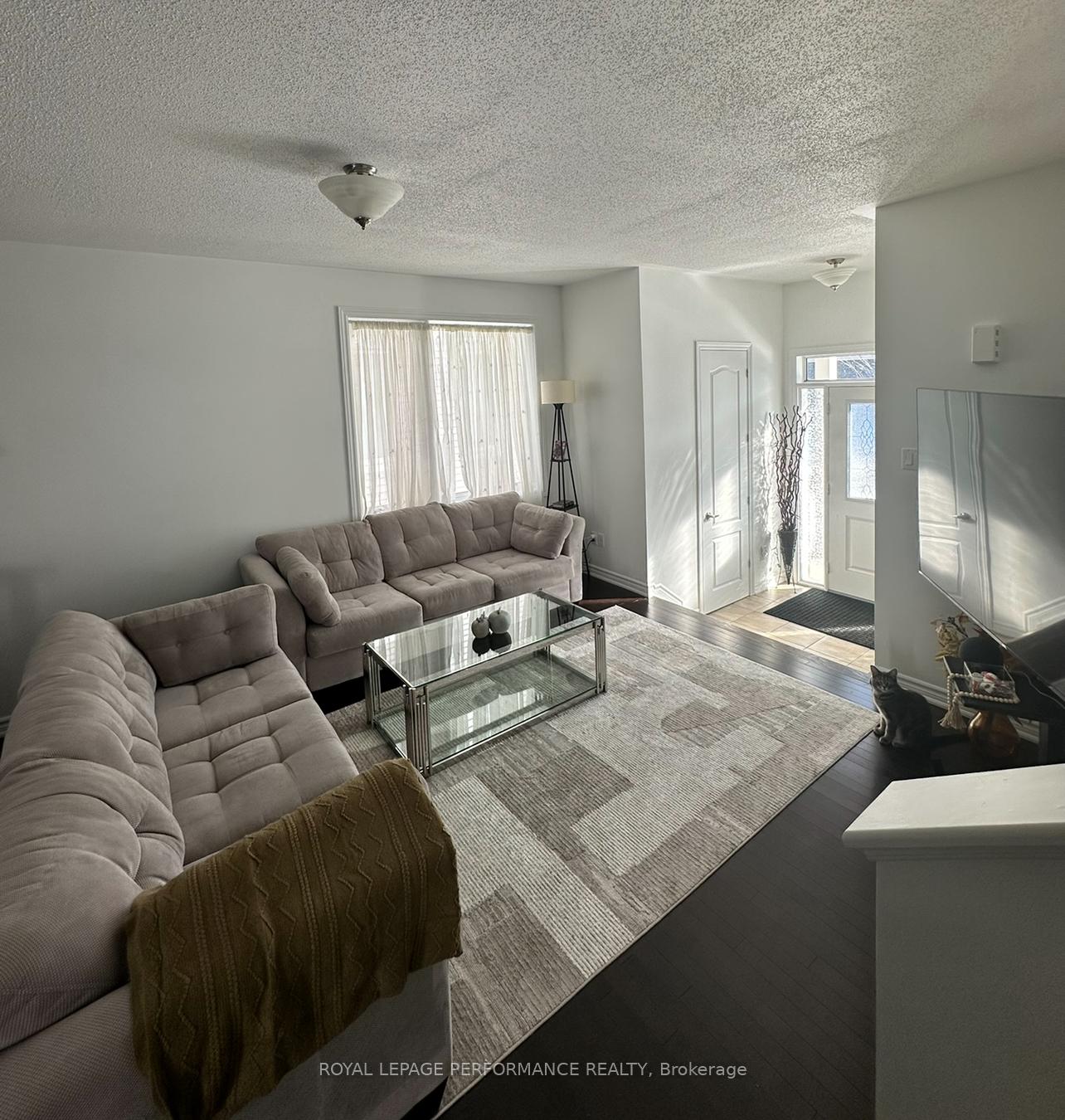 Photo 7 of 8 Dervoy Mews N, Ottawa, Chapel Hill South - Orleans Village — HOMEH