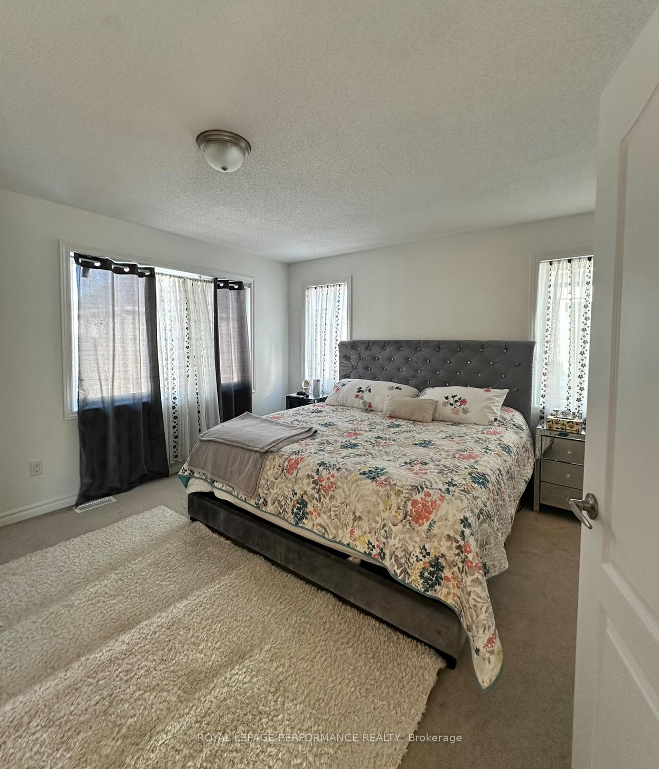 Photo 8 of 8 Dervoy Mews N, Ottawa, Chapel Hill South - Orleans Village — HOMEH