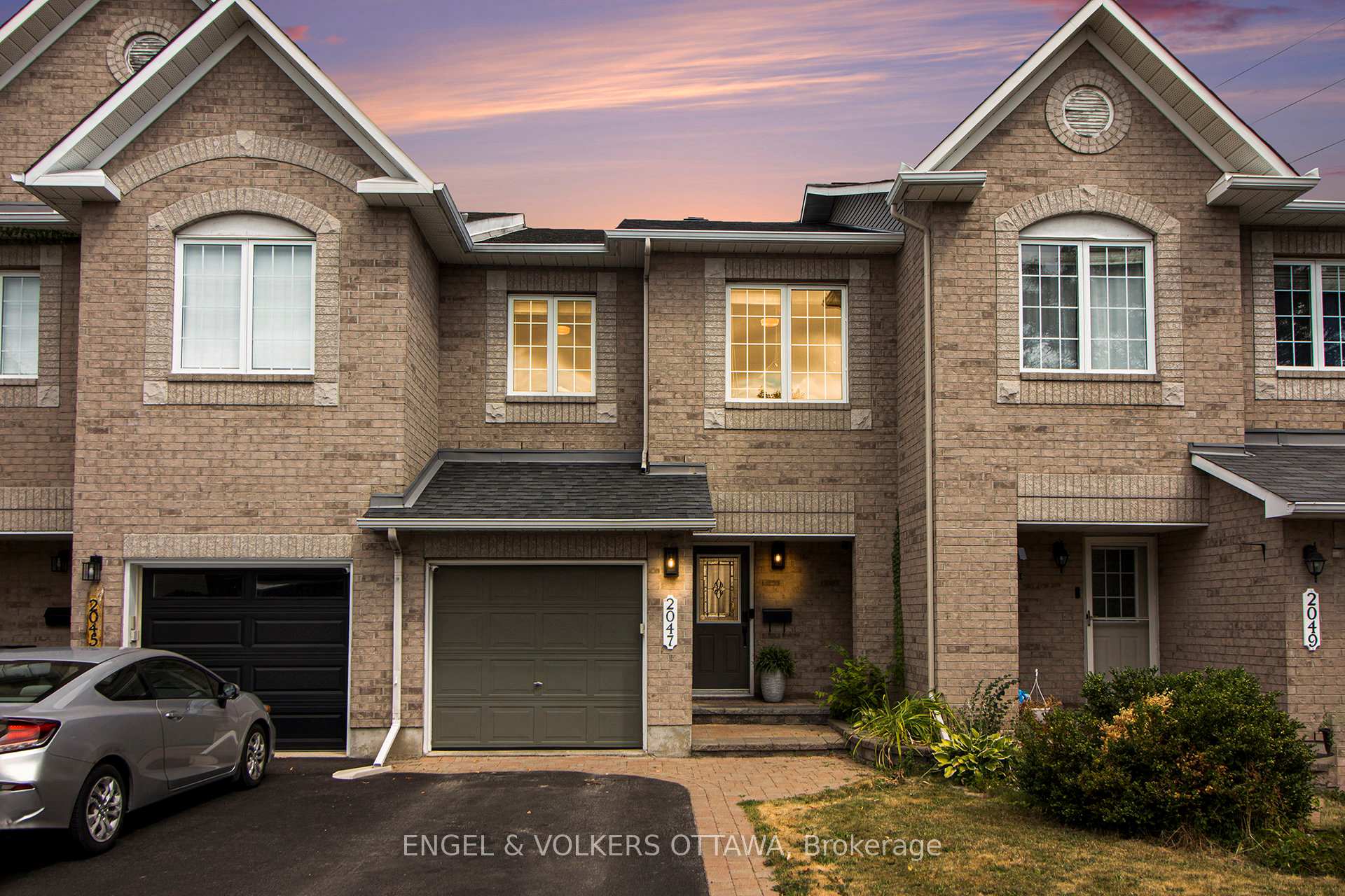 Photo 1 of 2047 Dorima Street, Ottawa, Avalon East — HOMEH