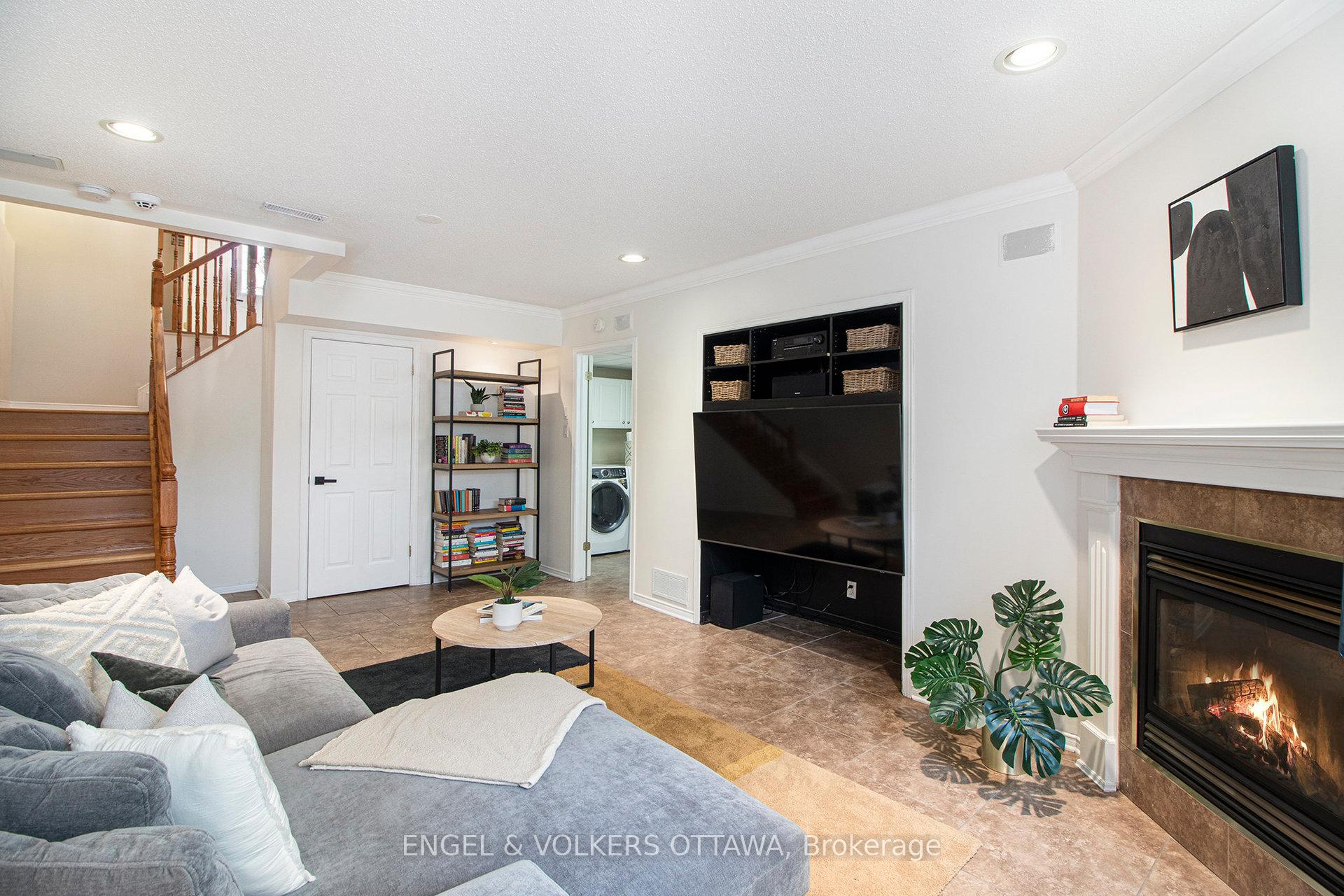 Photo 20 of 2047 Dorima Street, Ottawa, Avalon East — HOMEH