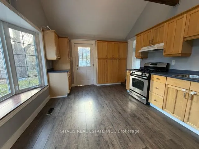 Photo 10 of 2348 Sovereign Street, Oakville, Bronte — HOMEH