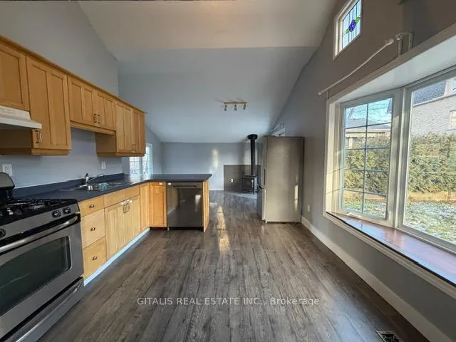Photo 11 of 2348 Sovereign Street, Oakville, Bronte — HOMEH