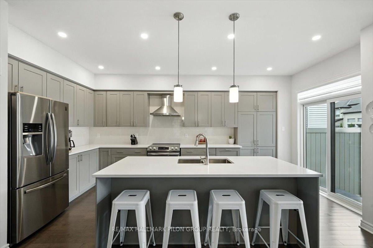 Photo 4 of 391 Cornice Street, Ottawa, Mer Bleue/Bradley Estates/Anderson Park — HOMEH