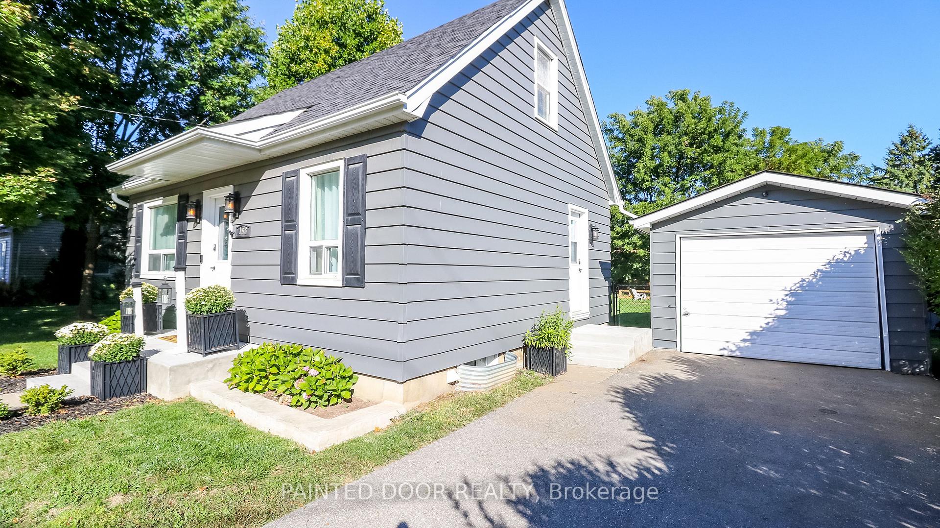 Photo 2 of 156 Nelson Street W, New Tecumseth, Alliston — HOMEH