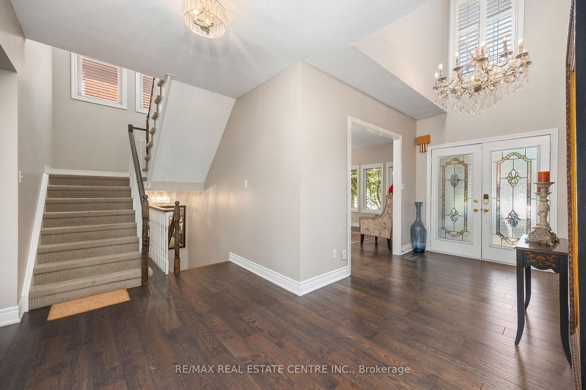 Photo 7 of 2388 Eight Line, Oakville, Joshua Creek — HOMEH