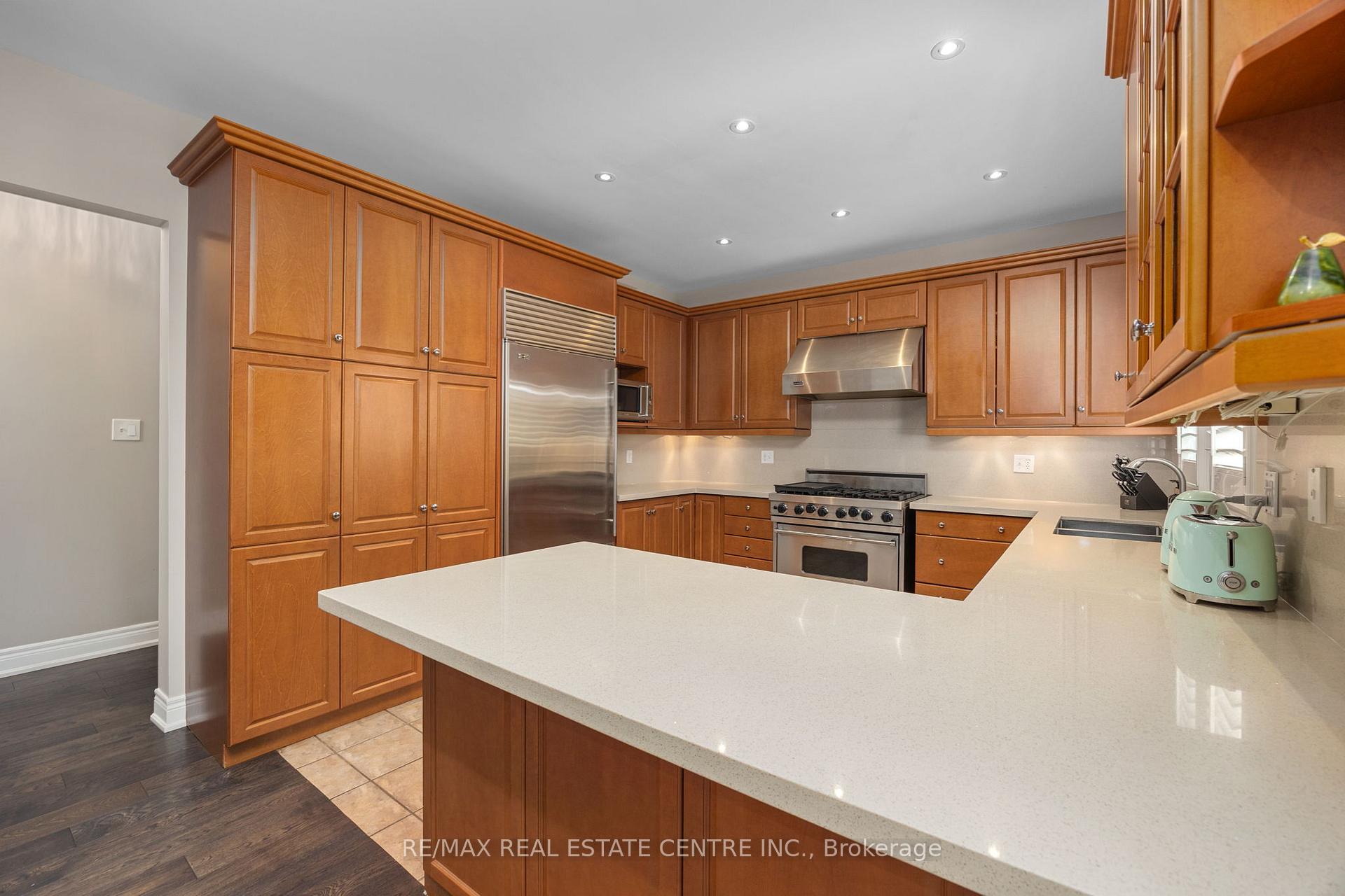 Photo 13 of 2388 Eight Line, Oakville, Joshua Creek — HOMEH