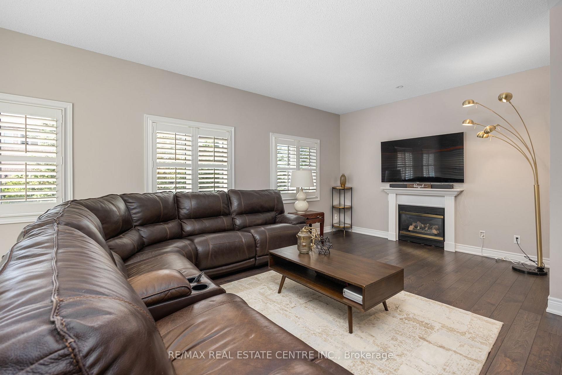 Photo 16 of 2388 Eight Line, Oakville, Joshua Creek — HOMEH