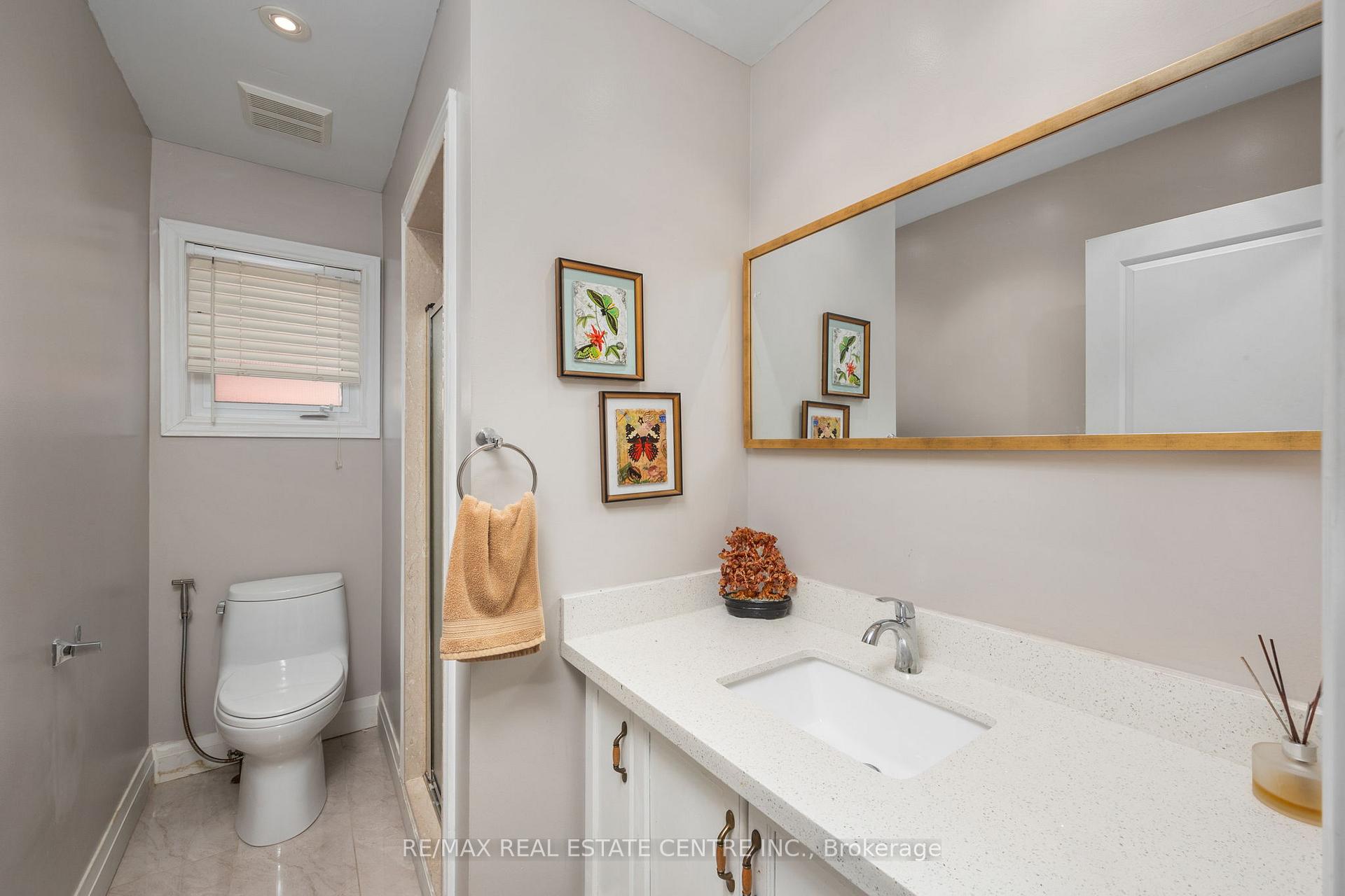 Photo 22 of 2388 Eight Line, Oakville, Joshua Creek — HOMEH