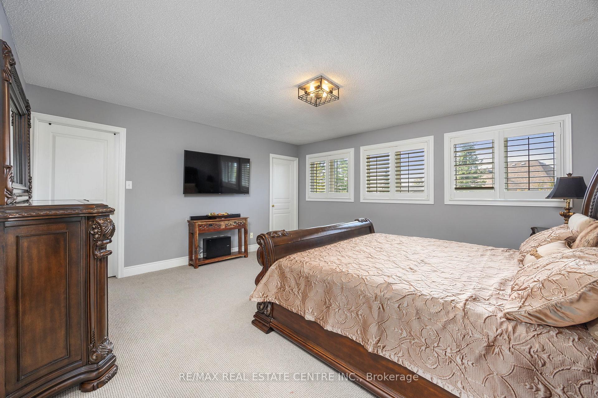 Photo 27 of 2388 Eight Line, Oakville, Joshua Creek — HOMEH