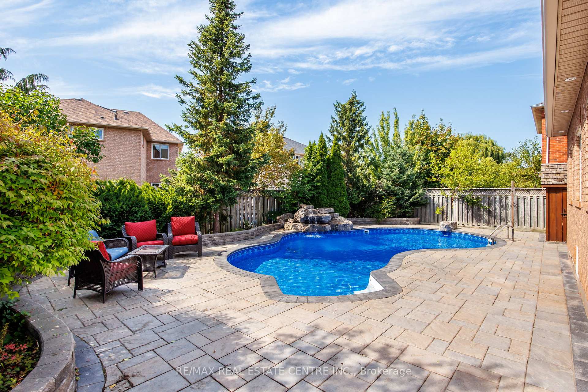 Photo 39 of 2388 Eight Line, Oakville, Joshua Creek — HOMEH
