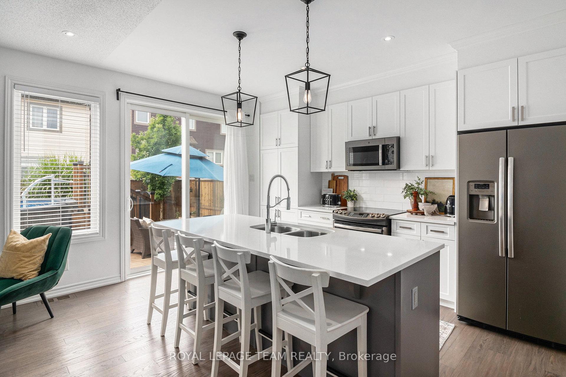 Photo 15 of 283 Casa Grande Circle, Ottawa, Avalon West — HOMEH