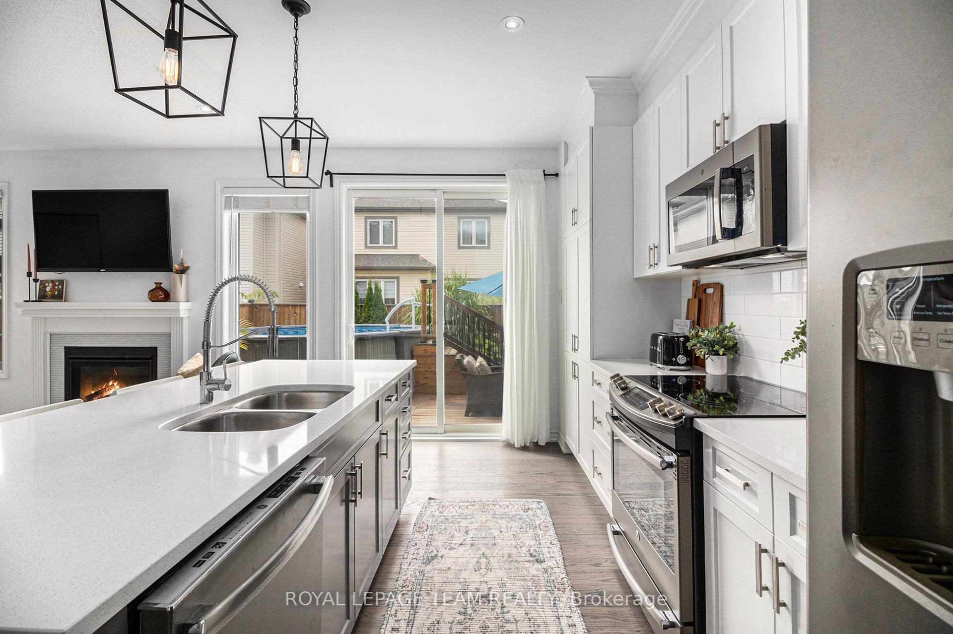 Photo 20 of 283 Casa Grande Circle, Ottawa, Avalon West — HOMEH