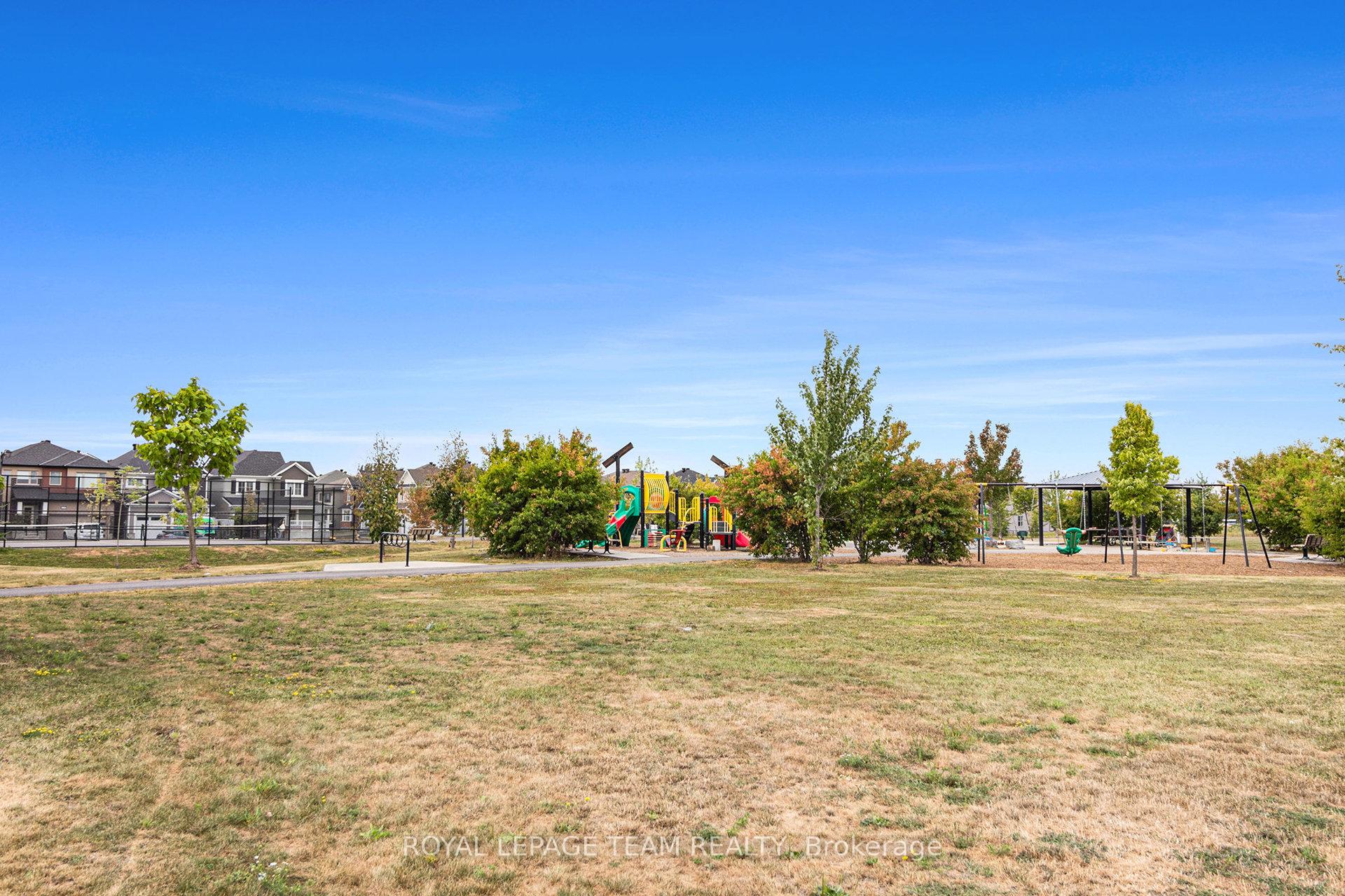 Photo 42 of 283 Casa Grande Circle, Ottawa, Avalon West — HOMEH